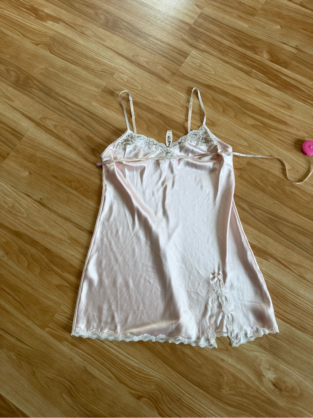 Pretty NWT Victoria’s Secret Vintage Pink Satin Nightie Slip - Sz L
